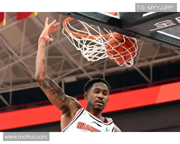 马尚布鲁克斯：从篮球场到商业领域的全能发展之路