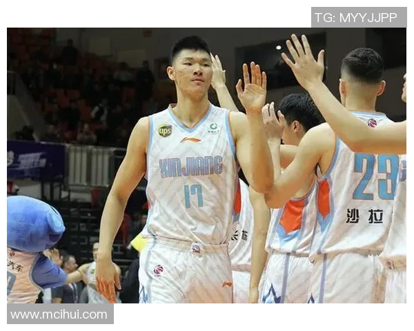 范子铭的成长之路：从青涩少年到篮球场上的璀璨星辰